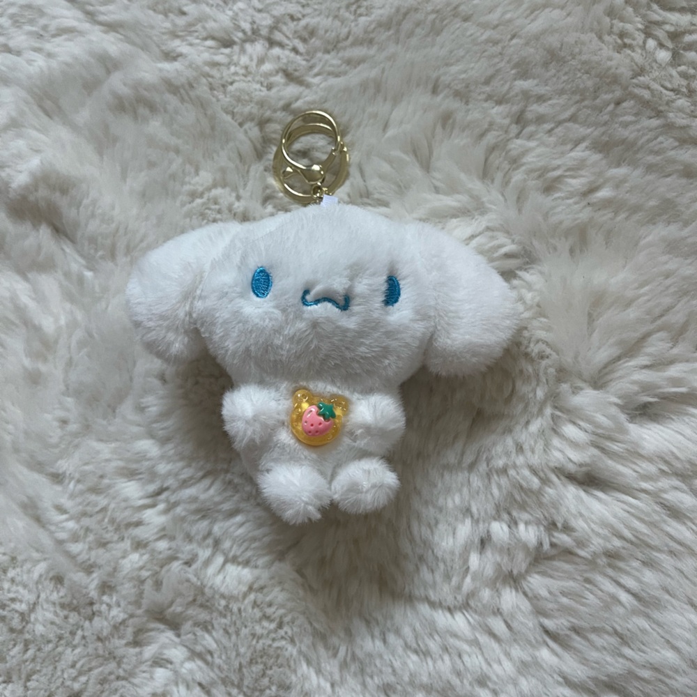 Cinnamoroll plush keychain